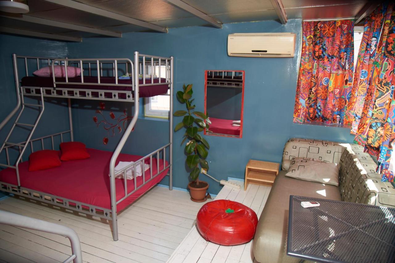 Chillout Lya Hostel & Lounge อิสตันบูล ภายนอก รูปภาพ