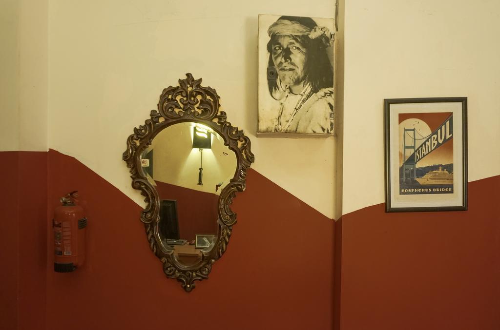 Chillout Lya Hostel & Lounge อิสตันบูล ภายนอก รูปภาพ