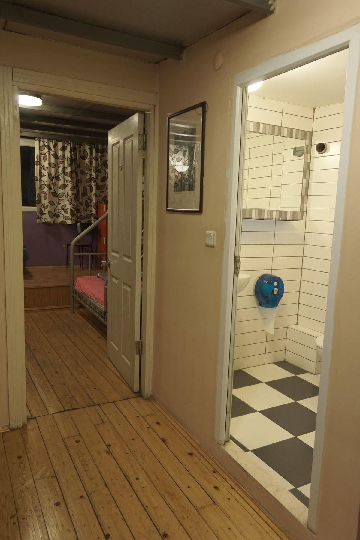 Chillout Lya Hostel & Lounge อิสตันบูล ภายนอก รูปภาพ